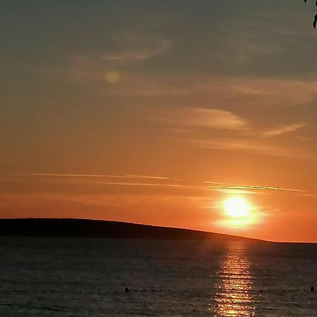 Bella Mare Apartment Мандре Екстериор снимка