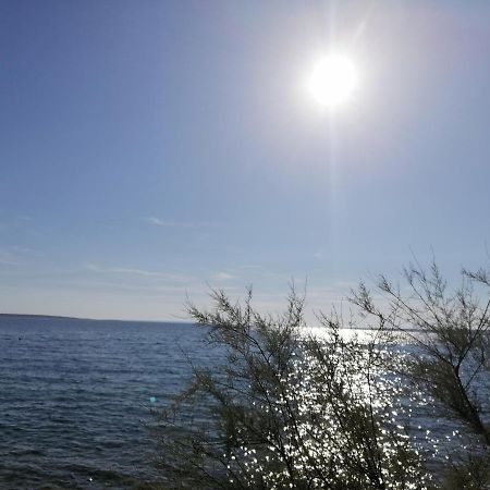Bella Mare Apartment Мандре Екстериор снимка