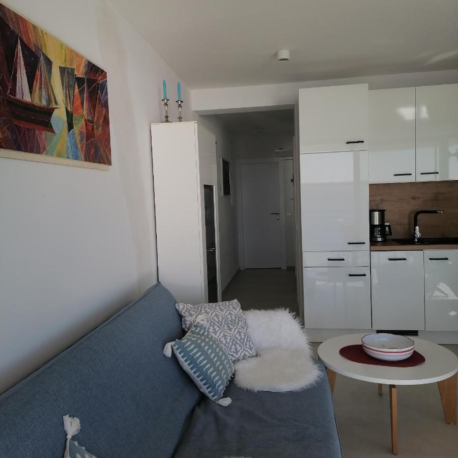 Bella Mare Apartment Мандре Екстериор снимка