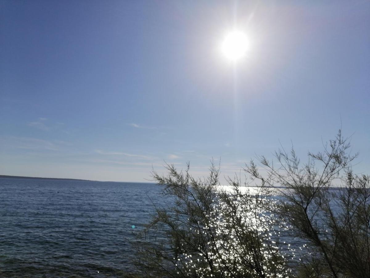 Bella Mare Apartment Мандре Екстериор снимка