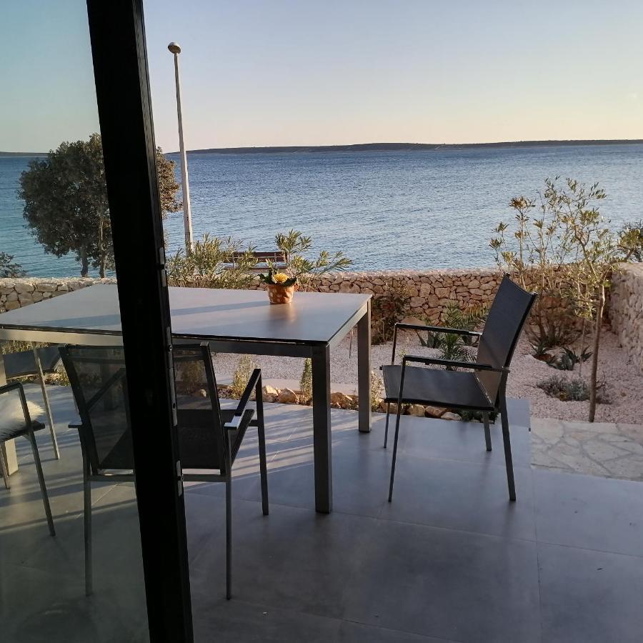 Bella Mare Apartment Мандре Екстериор снимка