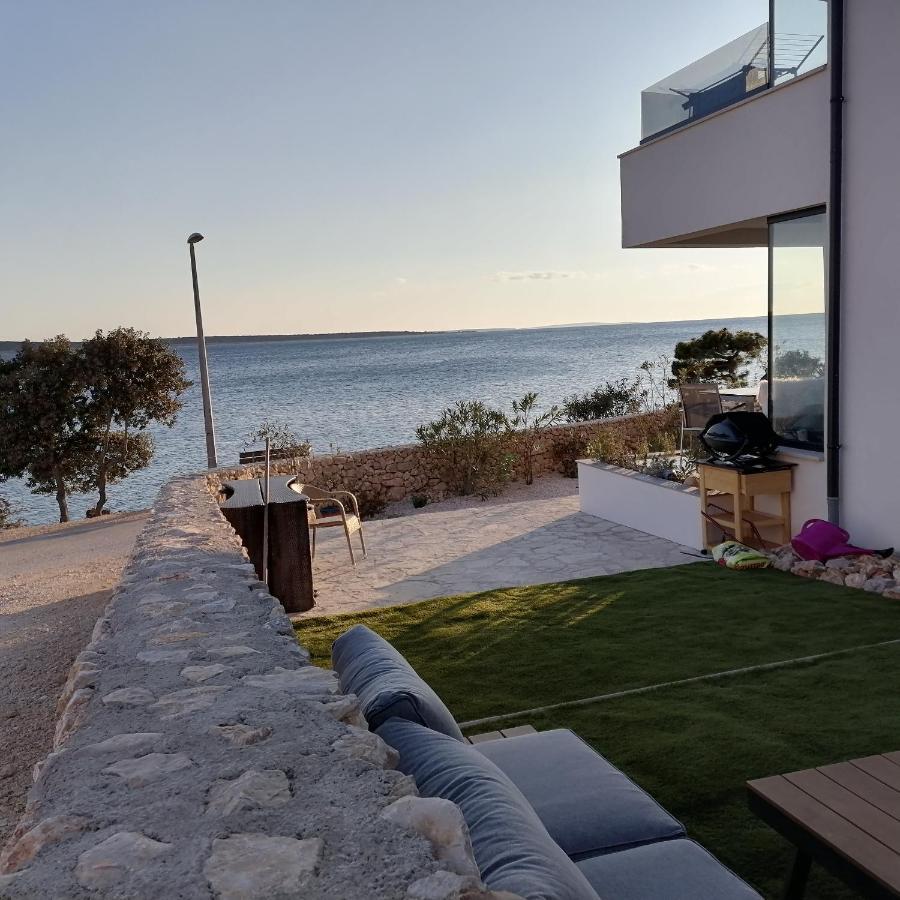 Bella Mare Apartment Мандре Екстериор снимка